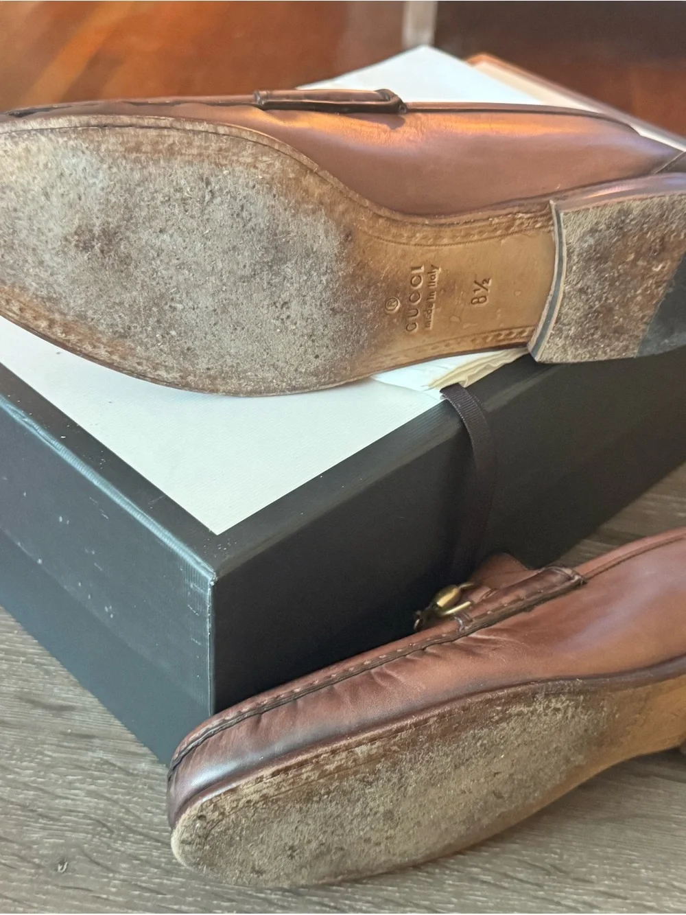 Gucci Men's Brown Leather Horsebit Loafers with Gold Hardware